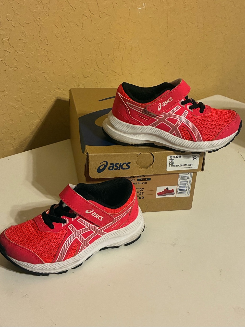 Asics Kids Contend 8 School Yard Running Shoes Size 10